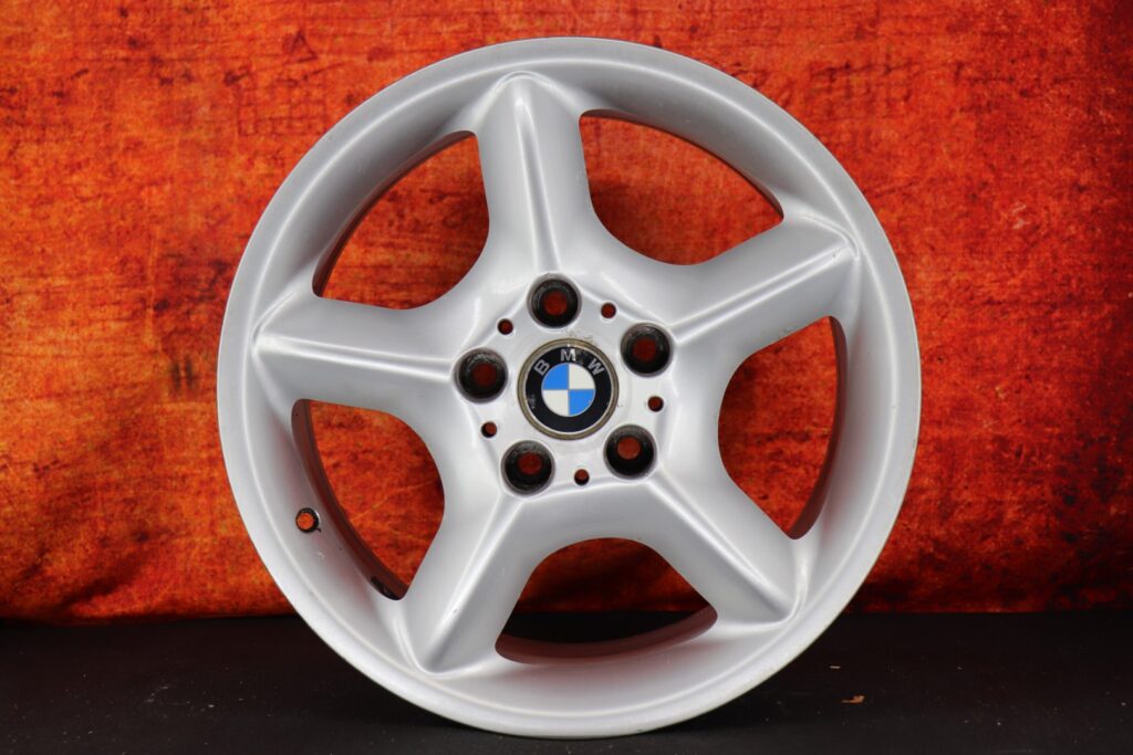 2000-2006 BMW X5 17" OEM Rim