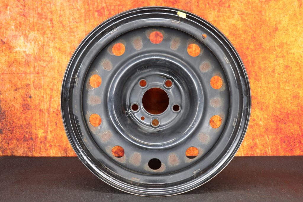 2005-2012 Chrysler 300 17" OEM Rim