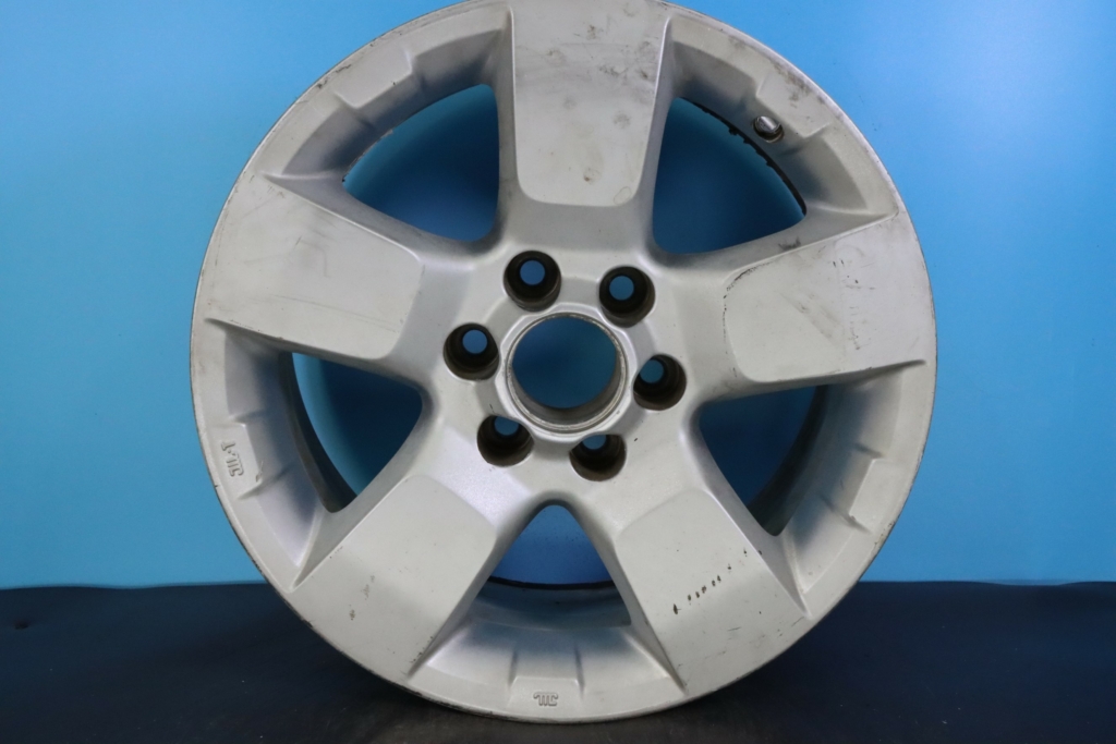 2009-2014 Nissan Frontier Xterra 16" OEM Wheel — interchange 62510