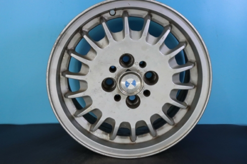 BMW 630CSi 633CSi 635CSi 733i 535i 1983 84 85 86 1987 14" OEM Rim Wheel 59151 1125698 92407590