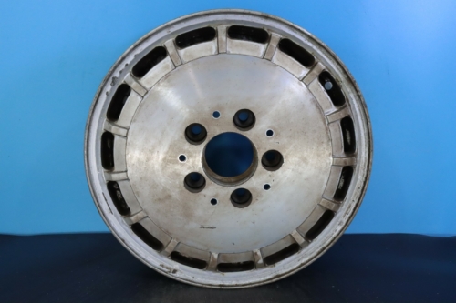 Mercedes-Benz 190 190D 190E 1984 85 86 87 1988 14" OEM Rim Wheel 65134 2014000702 92309501