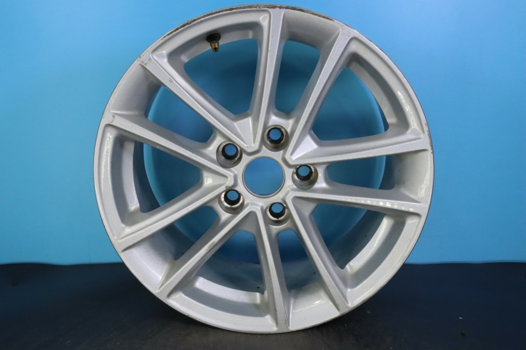 2015-2018 Ford Focus 16" OEM Wheel — interchange 10010