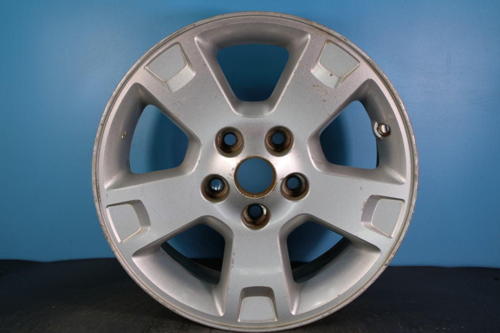2005-2007 Ford Escape 16" OEM Wheel — interchange 3837