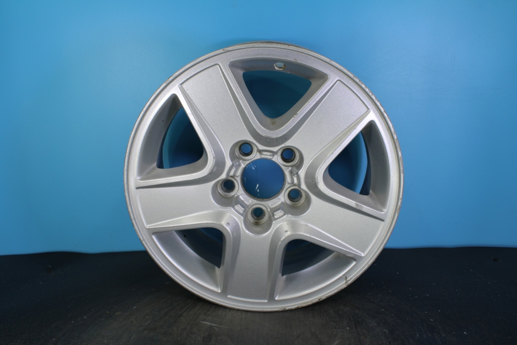 2004-2006 Chevrolet Malibu 15" OEM Wheel — interchange 5173