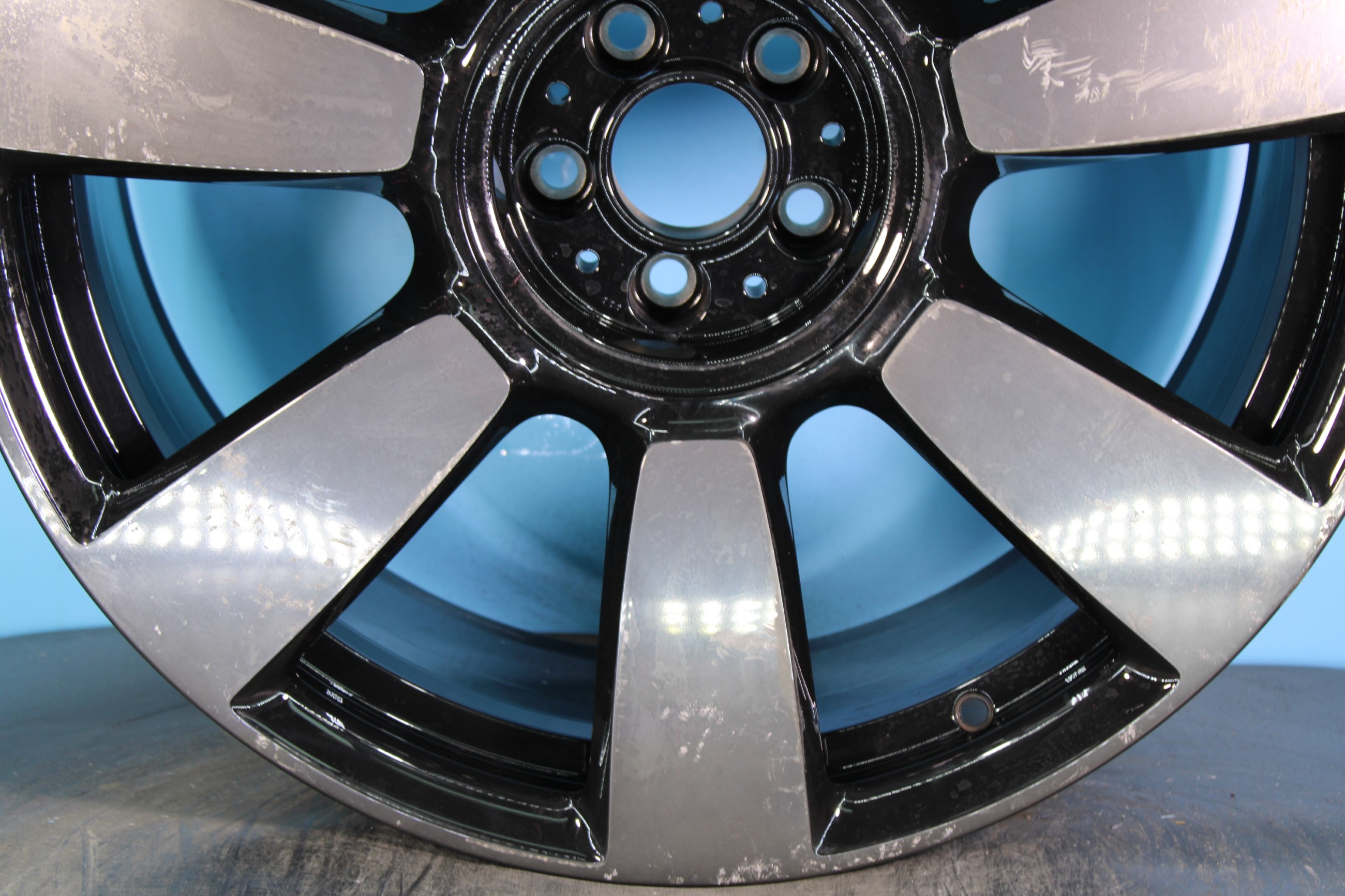 Rolls Royce Cullinan 2018 19 20 21 22 23 24 2025 22" OEM Rim Wheel 6882836 96054828 - Image 2