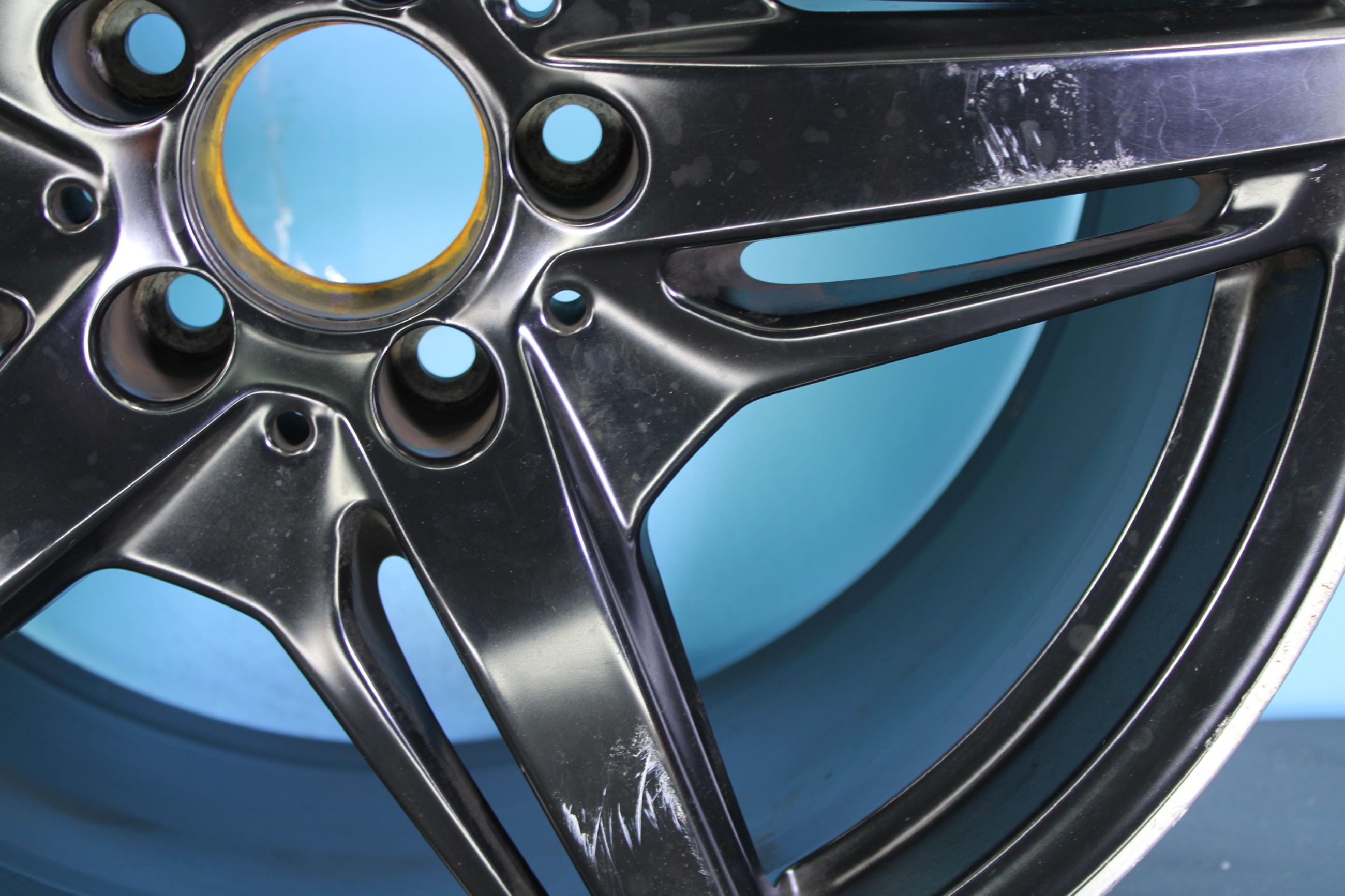 Mercedes AMG GT S 2016 17 18 19 20 2021 19" OEM Rim Wheel Front 85472 A1904010100 92327594 - Image 8