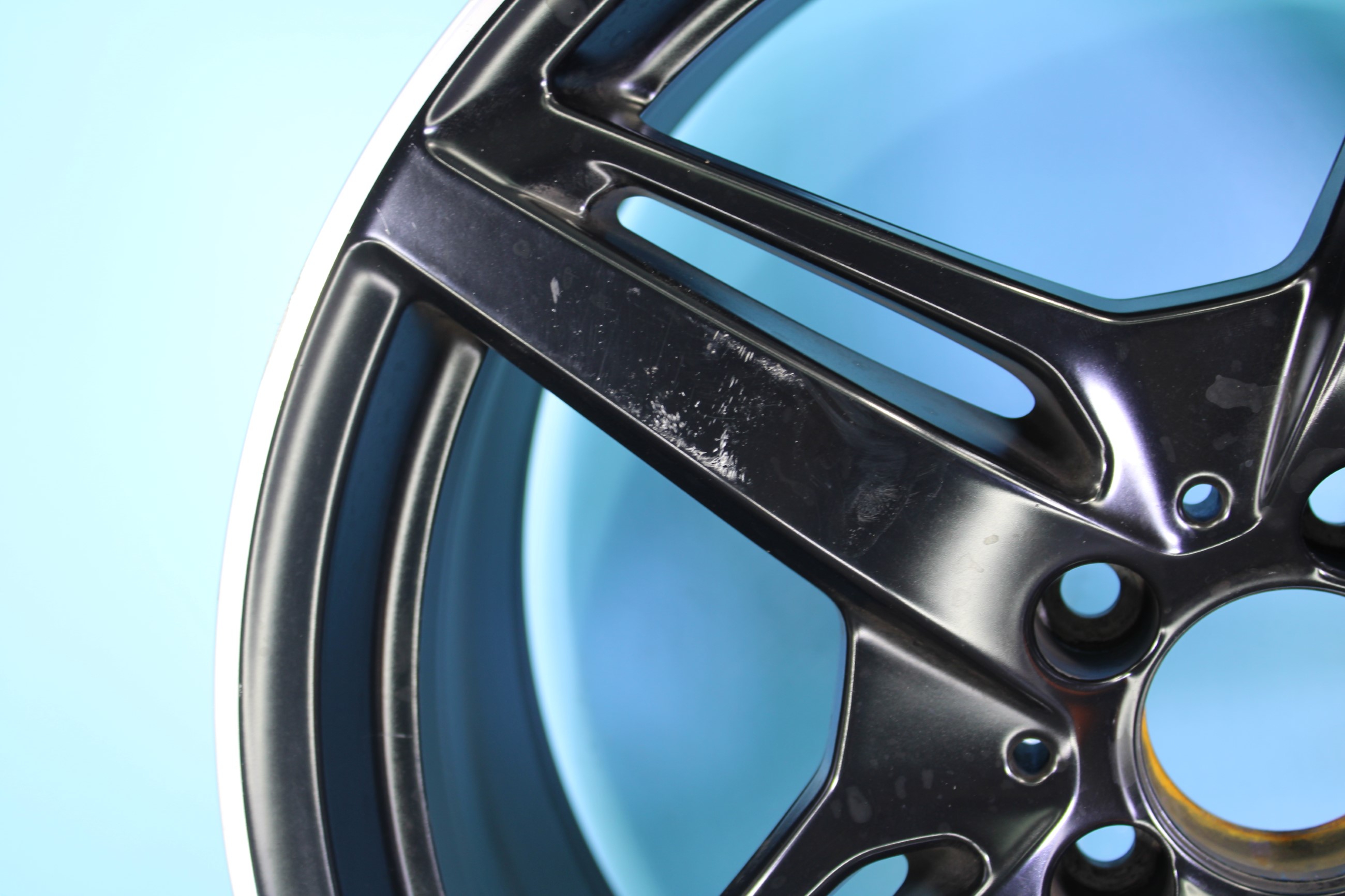 Mercedes AMG GT S 2016 17 18 19 20 2021 19" OEM Rim Wheel Front 85472 A1904010100 92327594 - Image 7
