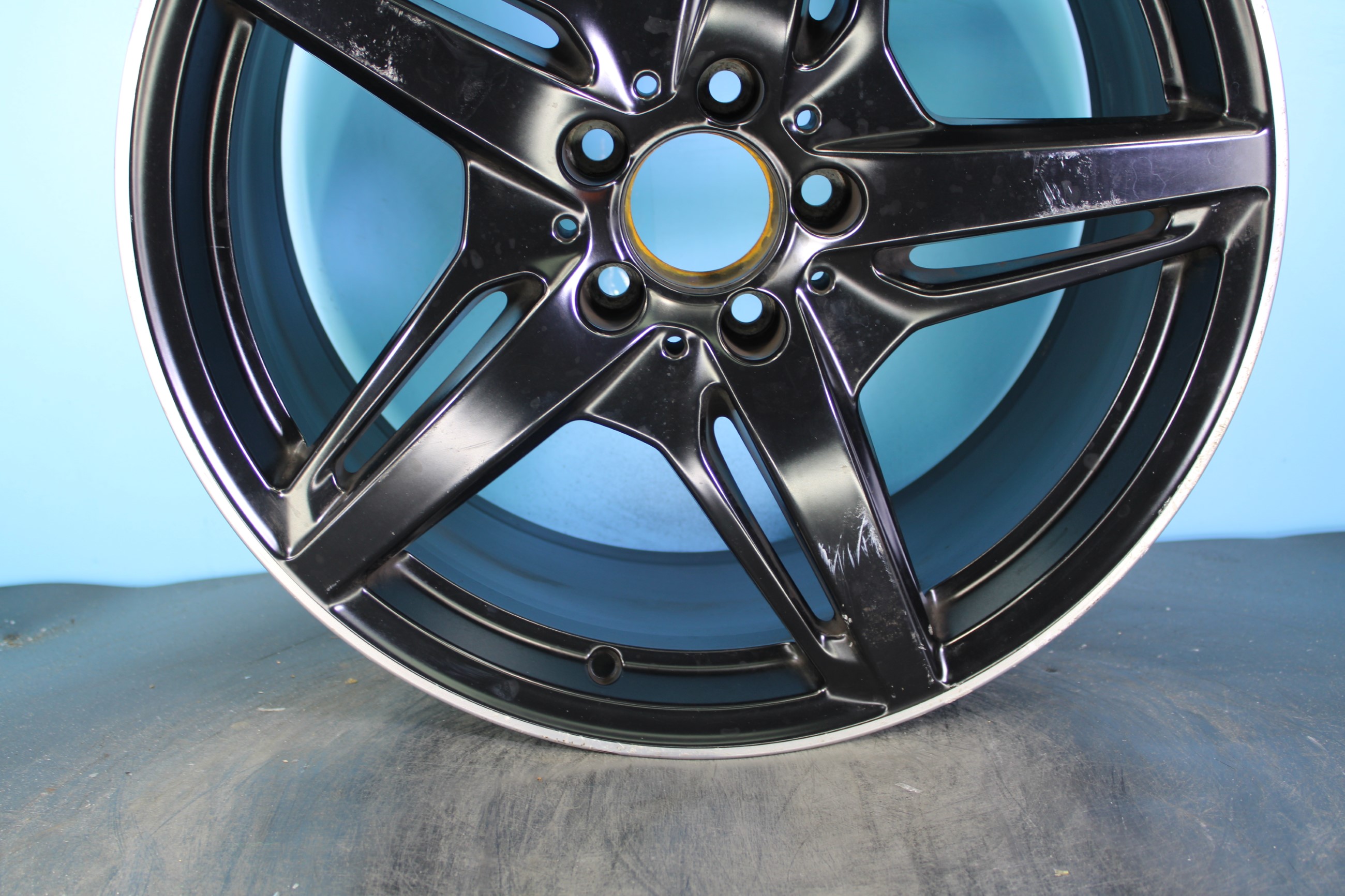 Mercedes AMG GT S 2016 17 18 19 20 2021 19" OEM Rim Wheel Front 85472 A1904010100 92327594 - Image 5