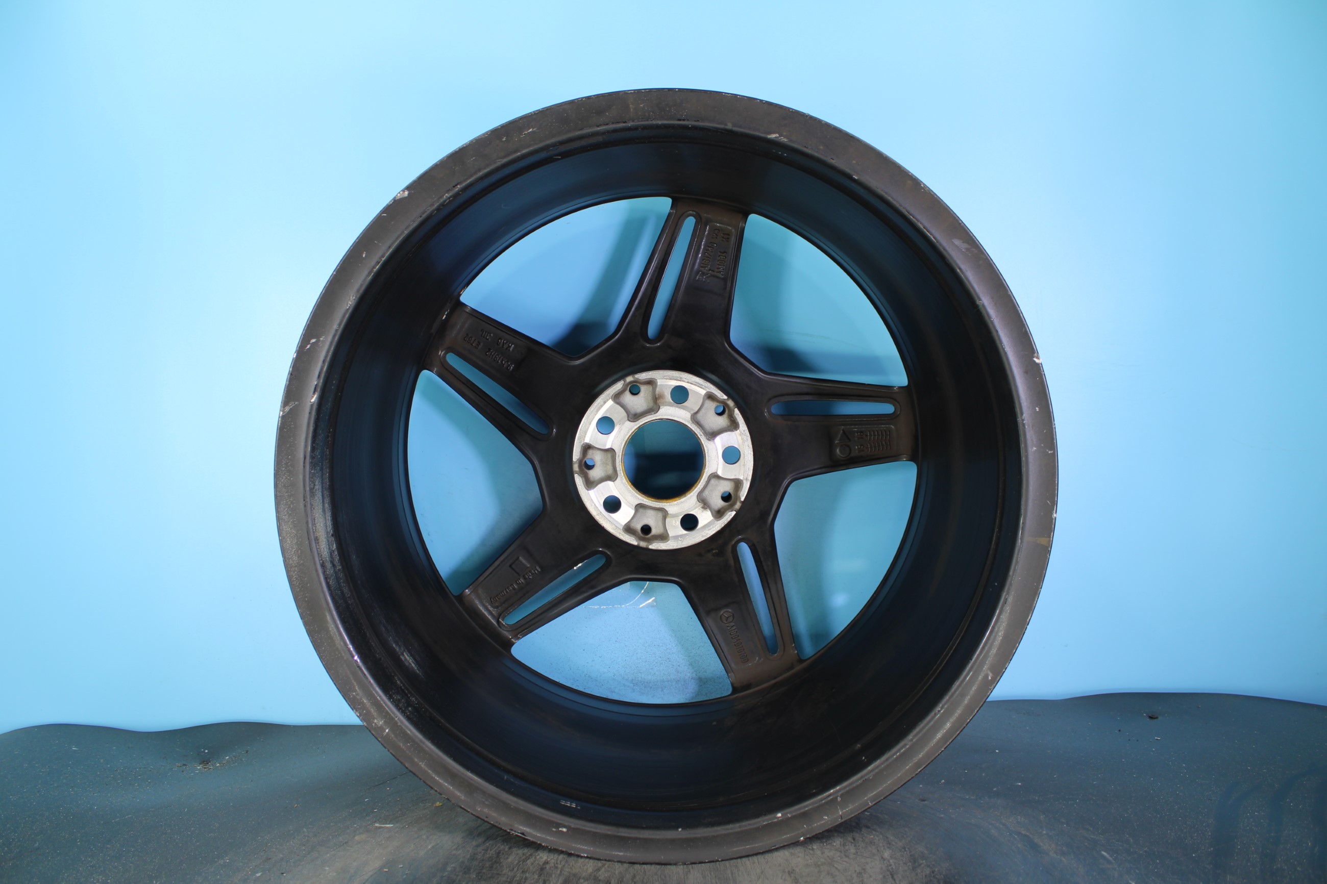 Mercedes AMG GT S 2016 17 18 19 20 2021 19" OEM Rim Wheel Front 85472 A1904010100 92327594 - Image 4