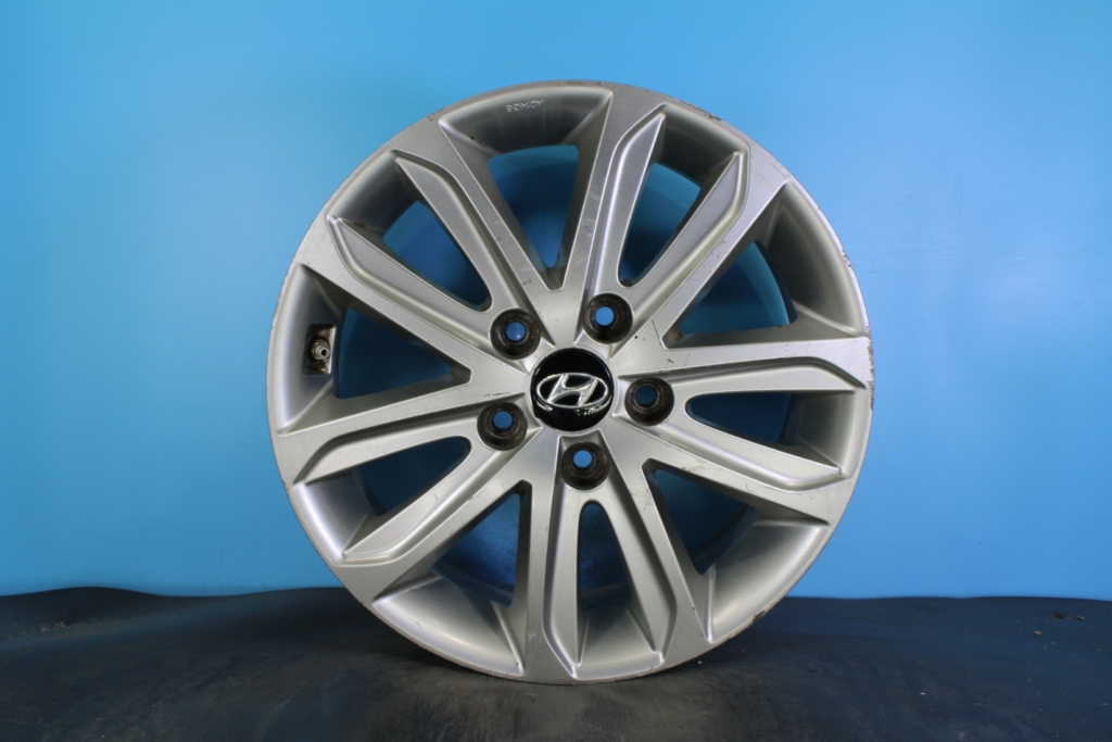 2014-2016 Hyundai Elantra 16" OEM Wheel — interchange 70859