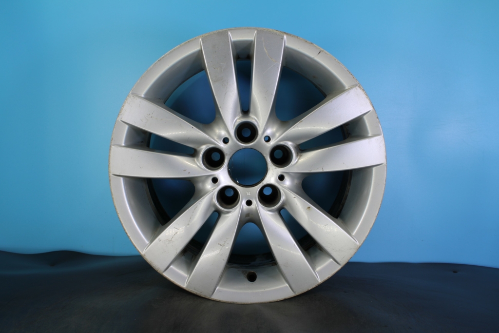 2008-2012 BMW 323i 17" OEM Wheel — interchange 59585