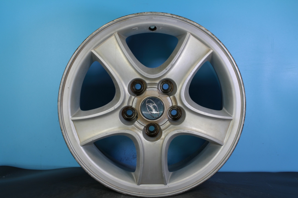 2001-2004 Hyundai Santa Fe 16" OEM Rim