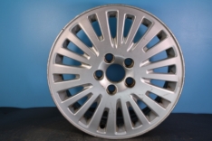 Volvo S40 C30 V40 V50 2004 05 06 07 08 09 2010 16" OEM Rim Wheel 70349 86986353 90829025