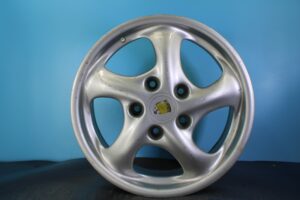 Porsche 911 Carrera Boxter 1999 00 2001 17" OEM Rim Wheel Front 67234 PR99636212400 98640911