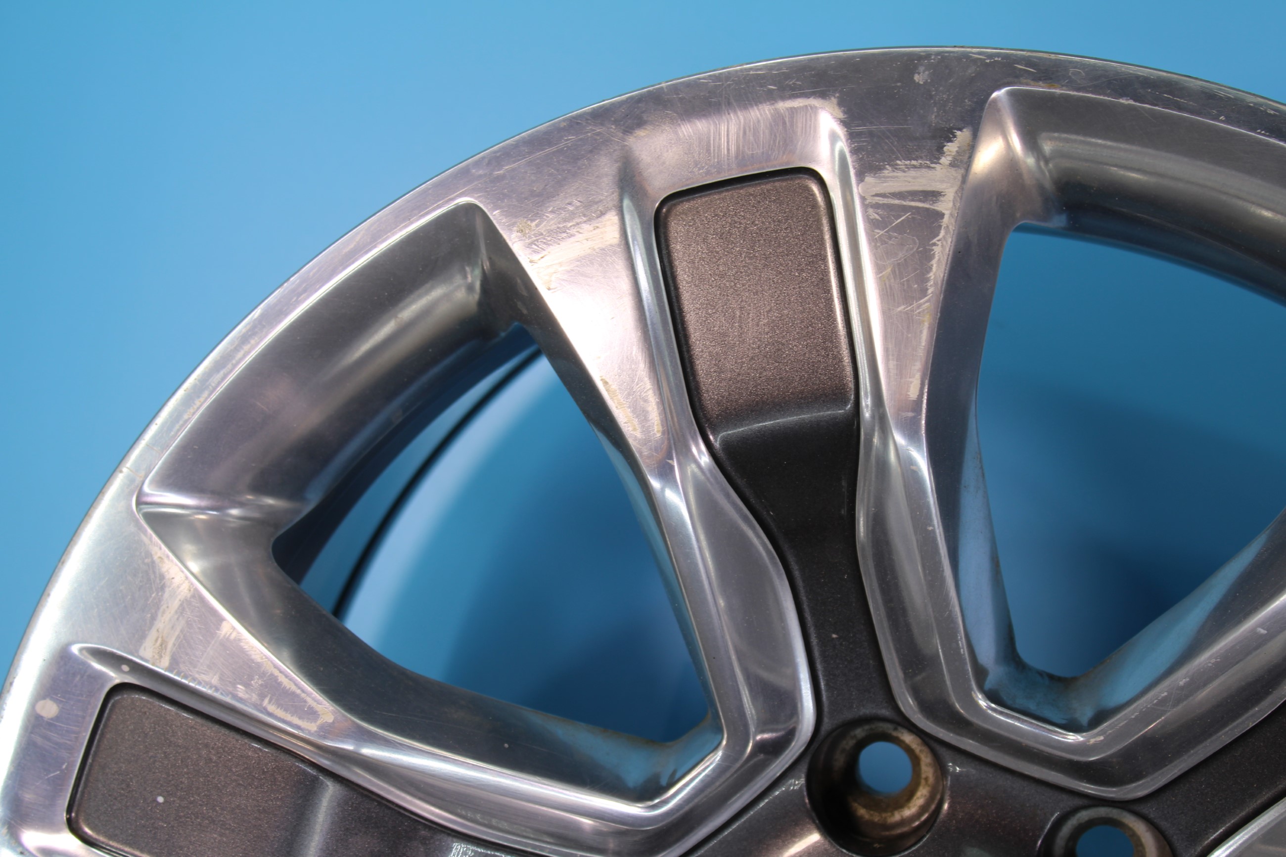 Dodge Ram 1500 2019 20 21 22 23 2024 20" OEM Rim Wheel 2678 5YD591AUAA - Image 6