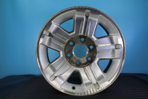 Chevrolet Avalanche Silverado Suburban Tahoe 2009 10 11 12 13 2014 18" OEM Rim Wheel 5353 9595988 95494514