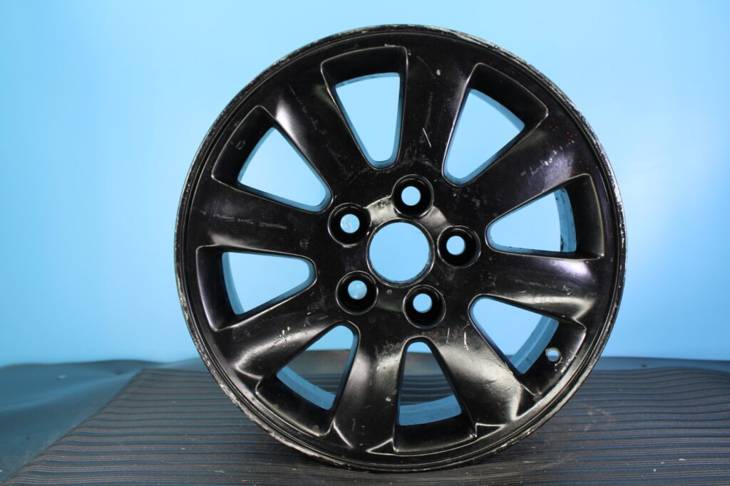 2002-2004 Toyota Camry 16" OEM Wheel — interchange 69417