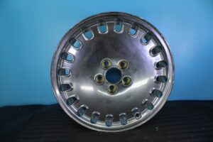 Volvo S80 1999 00 01 02 2003 17" OEM Rim Wheel 70212 94513470 95644058