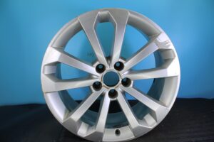 Audi Q5 2013 14 15 16 2017 18" OEM Rim Wheel 58917 8R0601025AD 95551034
