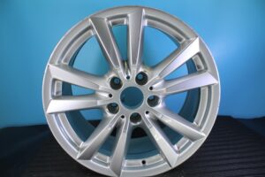 BMW X5 2014 2015 18" OEM Rim Wheel 86042 6853952 94746589