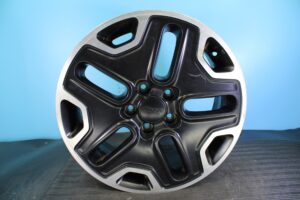 Jeep Renegade 2015 16 17 2018 17" OEM Rim Wheel 9147 5XA67MXFAA 92006304