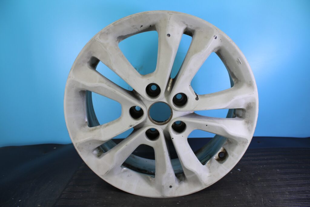 2011-2012 Kia Optima 17" OEM Wheel — interchange 74638