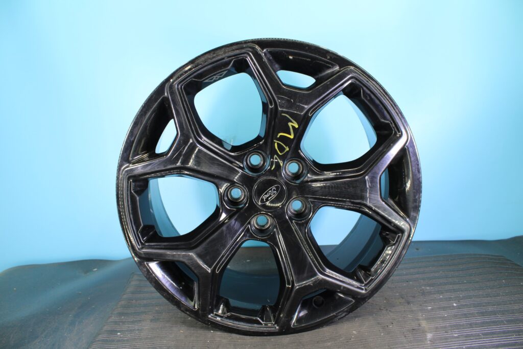 2022-2024 Ford Expedition 18" OEM Wheel — interchange 10439