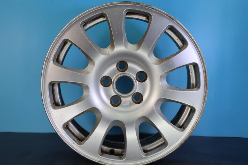2004-2009 Jaguar Xj8 17" OEM Rim