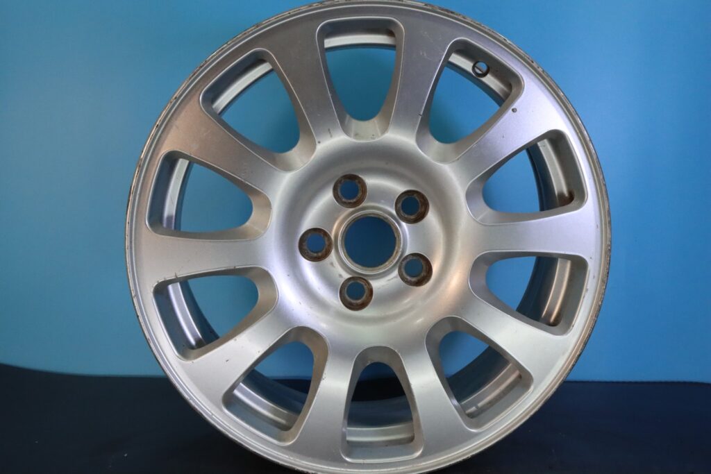 2004-2009 Jaguar Xj8 17" OEM Rim