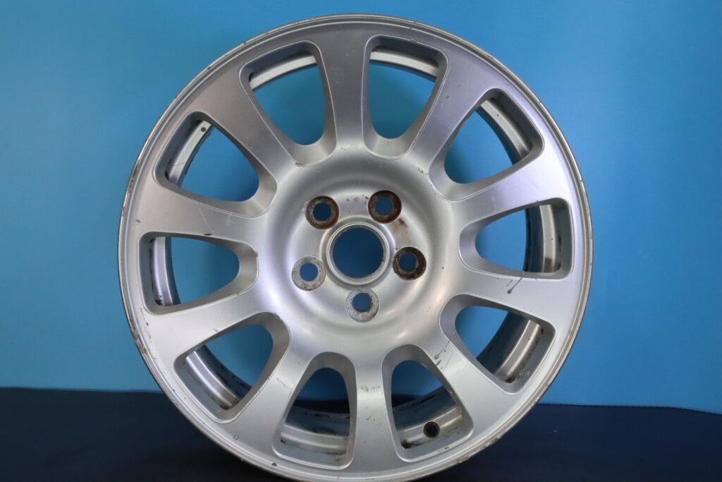 2004-2009 Jaguar Xj8 17" OEM Rim