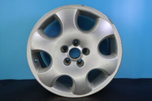 Volkswagen Beetle 2002 03 04 2005 16" OEM Rim Wheel 69779 1C0601025G091 99086964