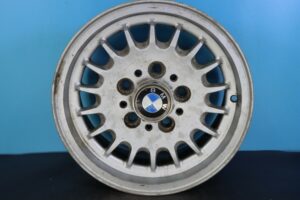 BMW 630CSi 633CSi 635CSi 733i 535i 1983 84 85 86 1987 14" OEM Rim Wheel 59151 1125698 90448027